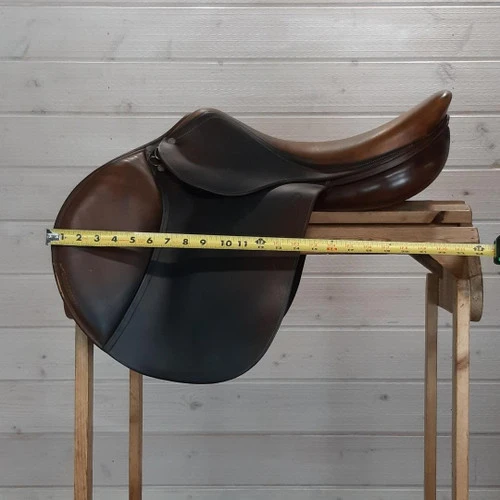 Used Antares Close Contact Saddle 18/M - Image 3