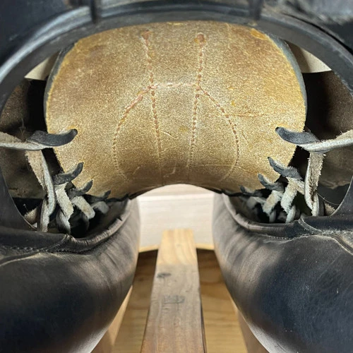 Used Prestige Trekker Endurance Saddle 18/MW - Image 3