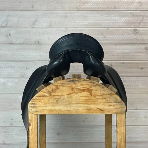 Used Prestige Top Dressage Saddle 17/W - Image 10