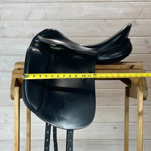 Used Prestige Top Dressage Saddle 17/W - Image 2