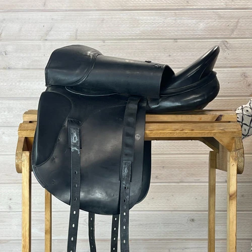 Used Prestige Top Dressage Saddle 17/W - Image 7