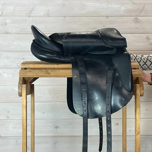 Used Prestige Top Dressage Saddle 17/W - Image 5