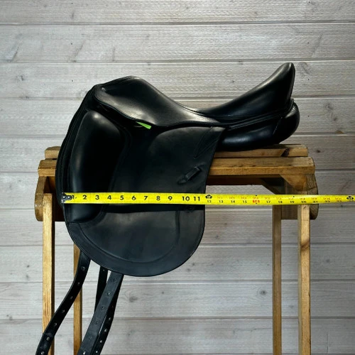 Used CWD SE08 Dressage Saddle 17.5/MW - Image 5