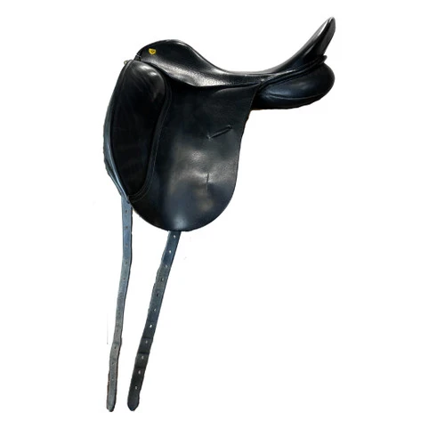 Used Revere Dressage Saddle 17.5/M - Image 5