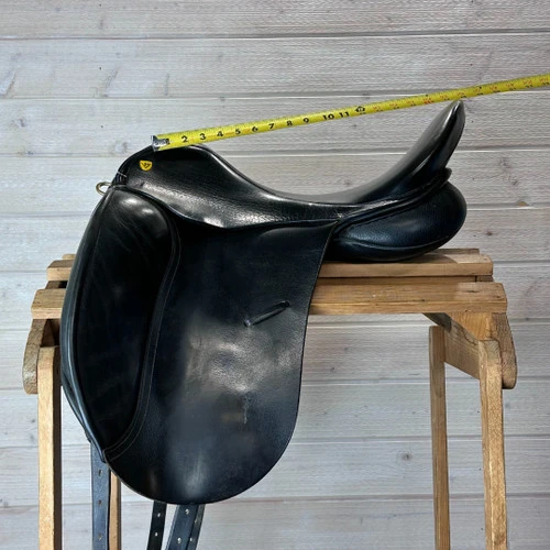 Used Revere Dressage Saddle 17.5/M - Image 7