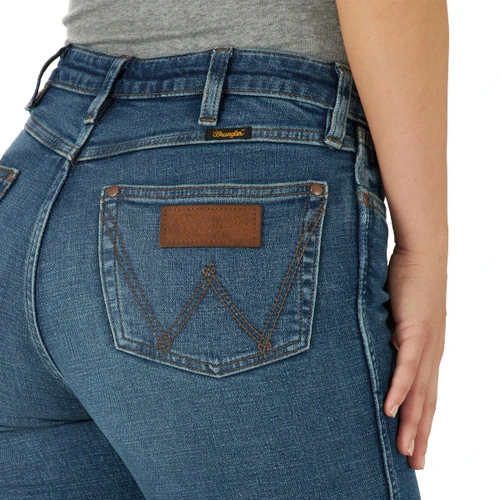 Wrangler Retro Green High Rise Trouser Jean - Image 8